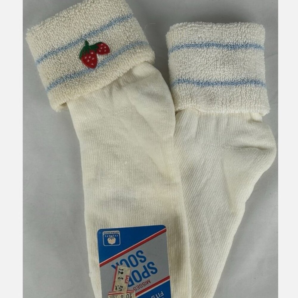 NEW Vintage Sport Socks Strawberry Embroidered Roll Top Footie USA K Mart